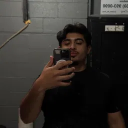 Adrian, barber at dbarbershop